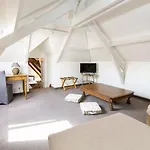 Hotel Jean De Bruges 3*