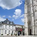 Hotel Jean De Bruges Saint-Riquier