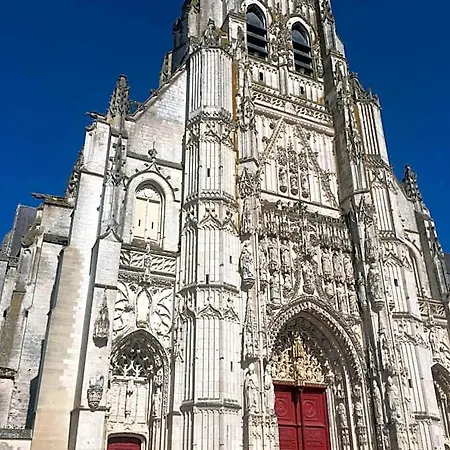 Jean De Bruges Hotel Saint-Riquier