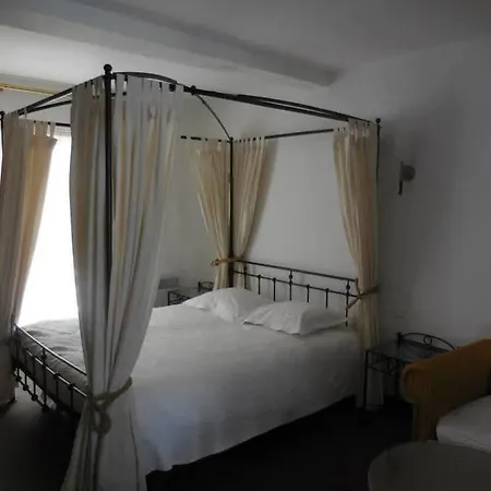 Jean De Bruges Hotel Saint-Riquier