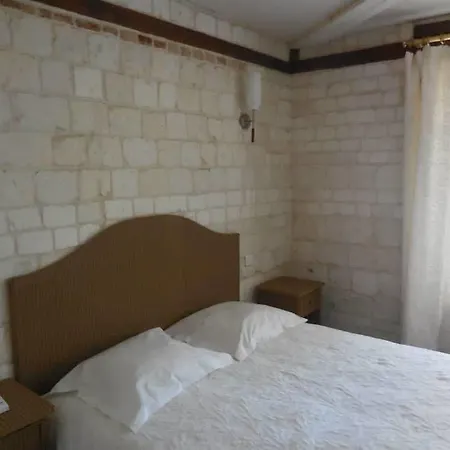 Jean De Bruges Hotel Saint-Riquier