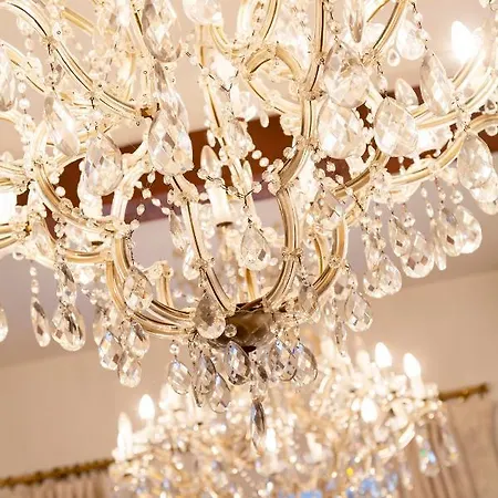 Jean De Bruges Hotel Saint-Riquier