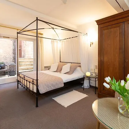 Jean De Bruges Hotel 3*