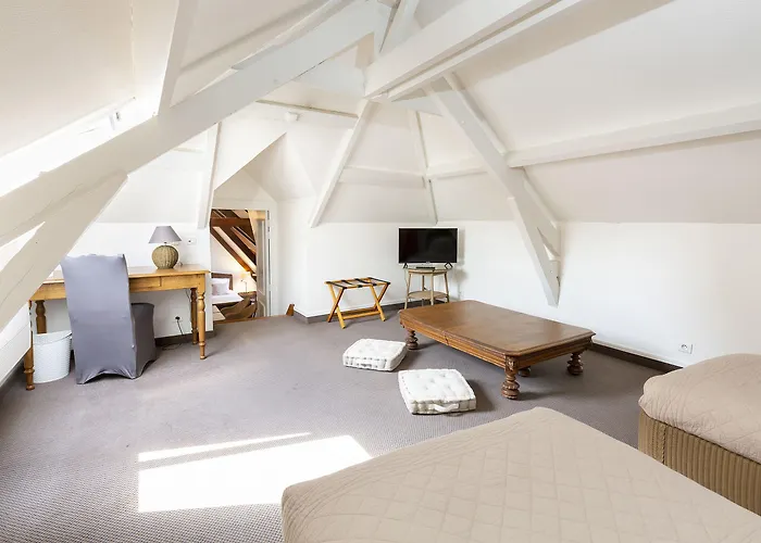 Hotel Jean De Bruges 3*