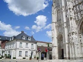 Hotel Jean De Bruges Saint-Riquier